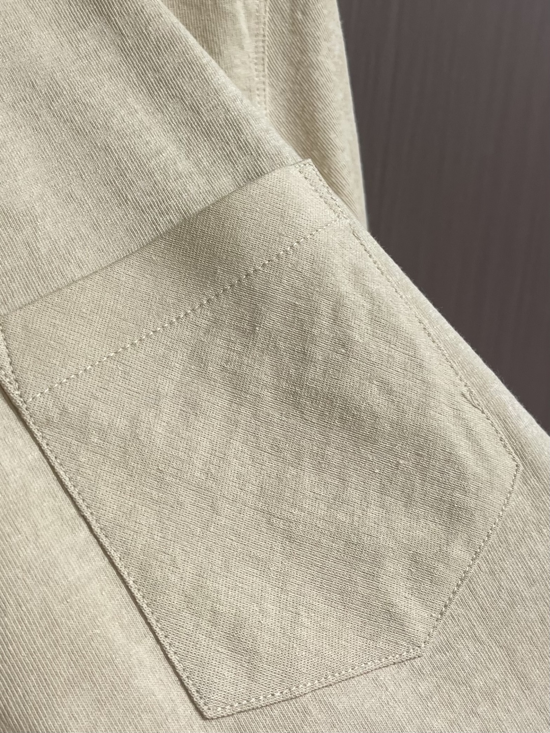 Loro piana LoroPiana 2026ss早春新款短袖T恤打底衫，全品相！采用胸前logo口