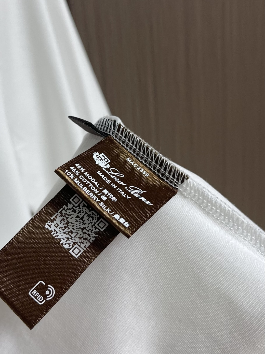 Loro piana Loro Piana 2026ss新款领口撞色圆领短袖T恤， 百搭款式 任何人都可