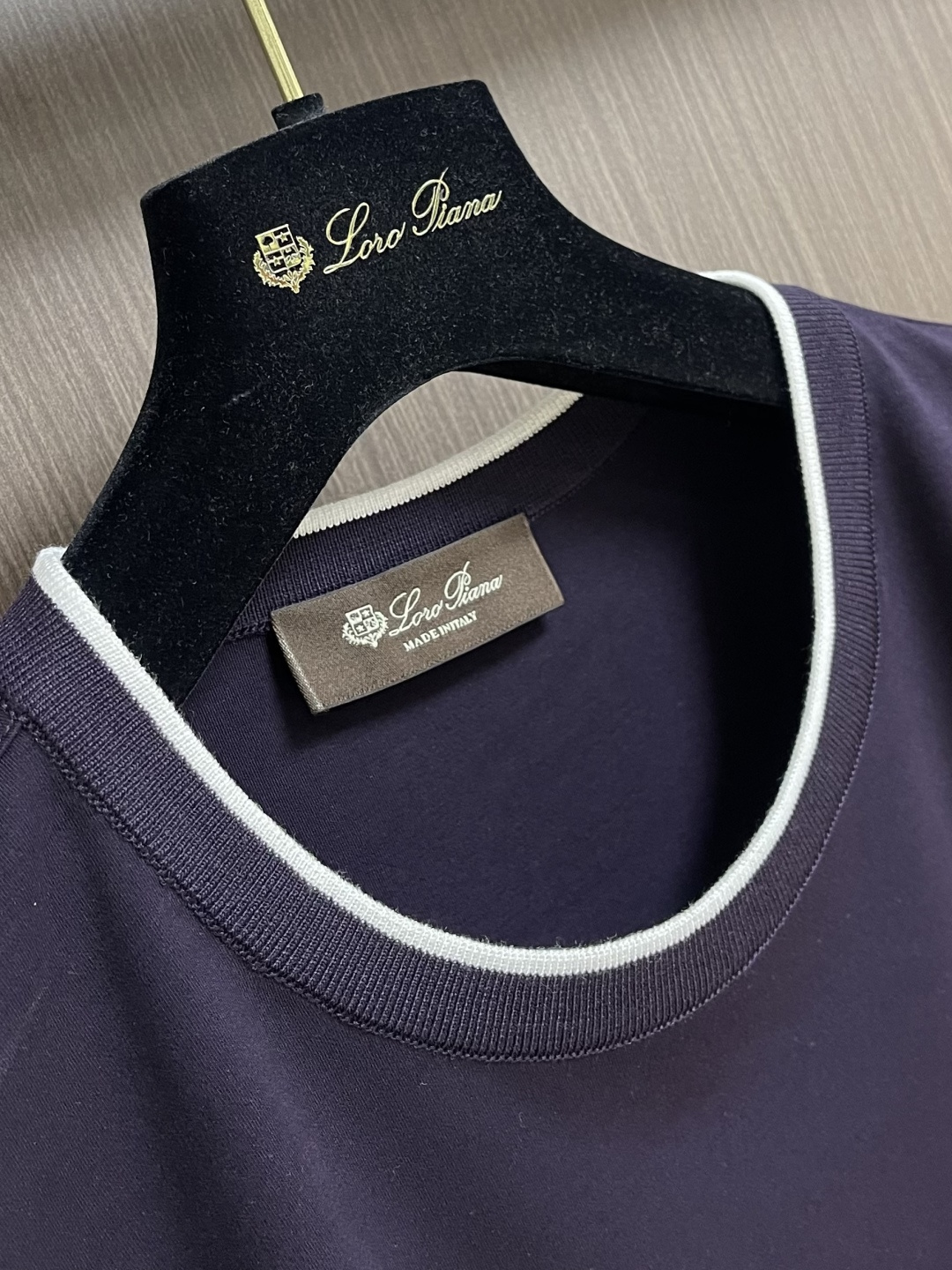 Loro piana Loro Piana 2026ss新款领口撞色圆领短袖T恤， 百搭款式 任何人都可