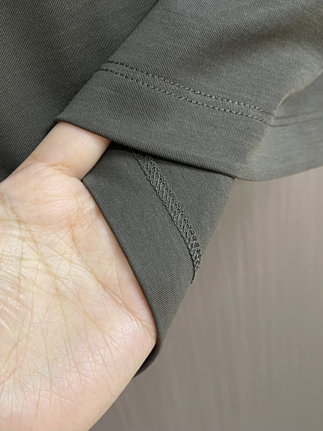 Loro piana Loro Piana 2026ss新款撞色假两件圆领短袖T恤， 百搭款式 任何人都