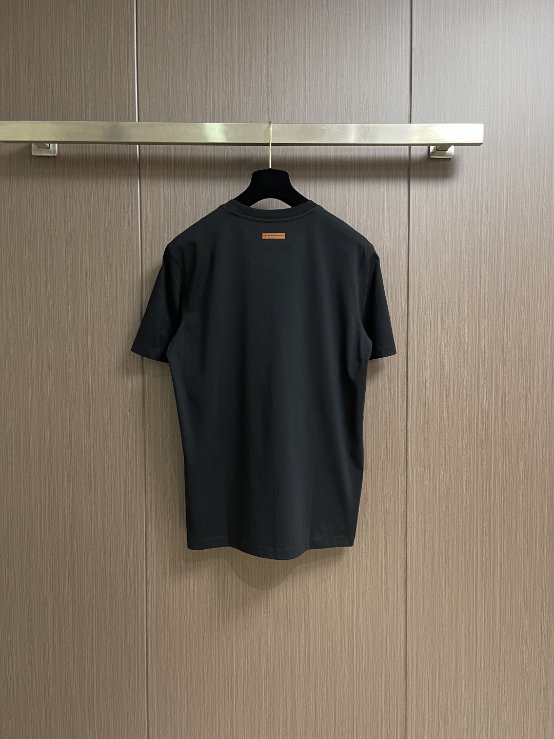 Zegna 2026SS 压印logo标识净色短袖T恤。定制60支三股平纹精棉面料 极致柔软舒适 高端大