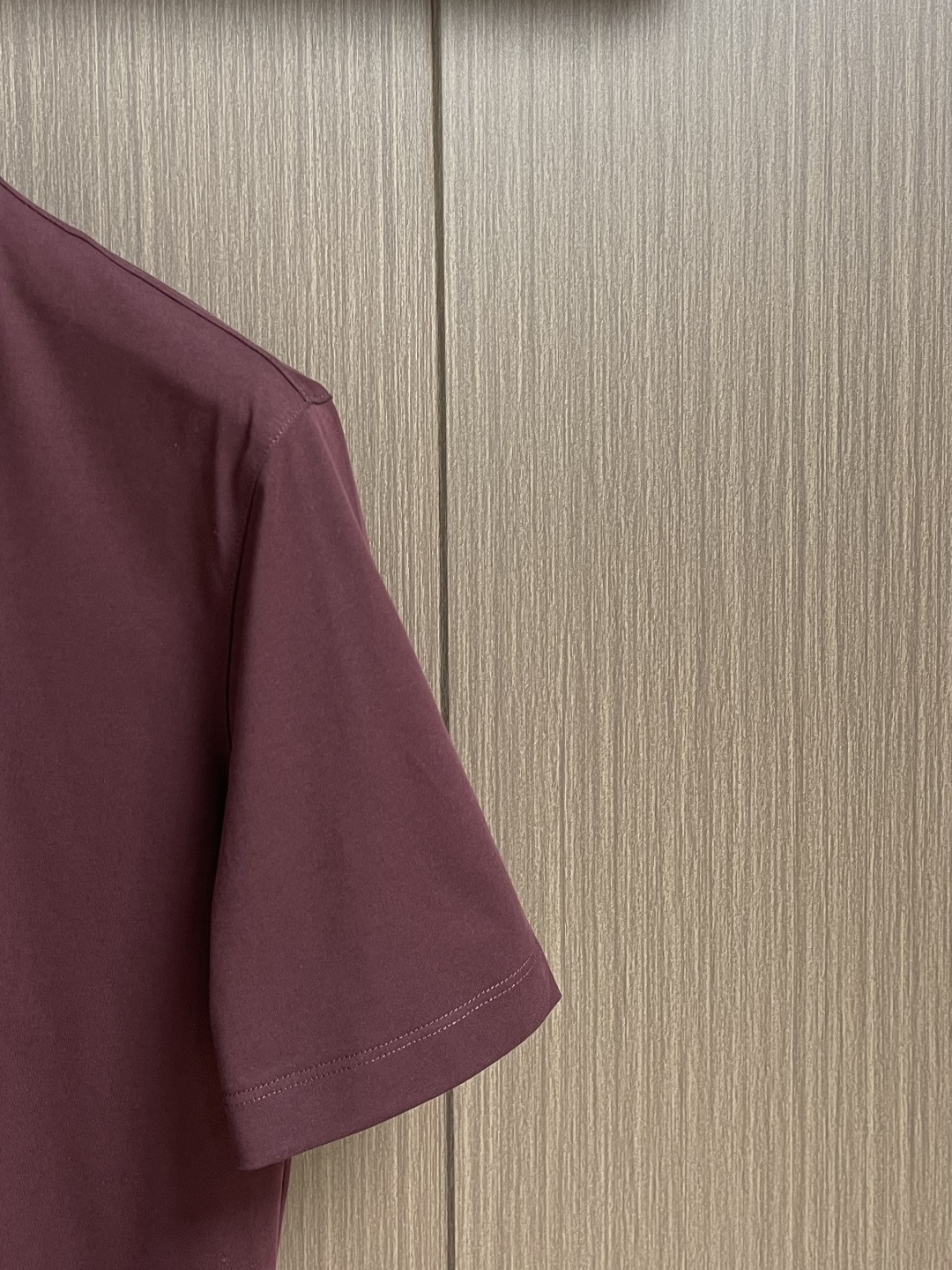 Zegna 2026SS 压印logo标识净色短袖T恤。定制60支三股平纹精棉面料 极致柔软舒适 高端大