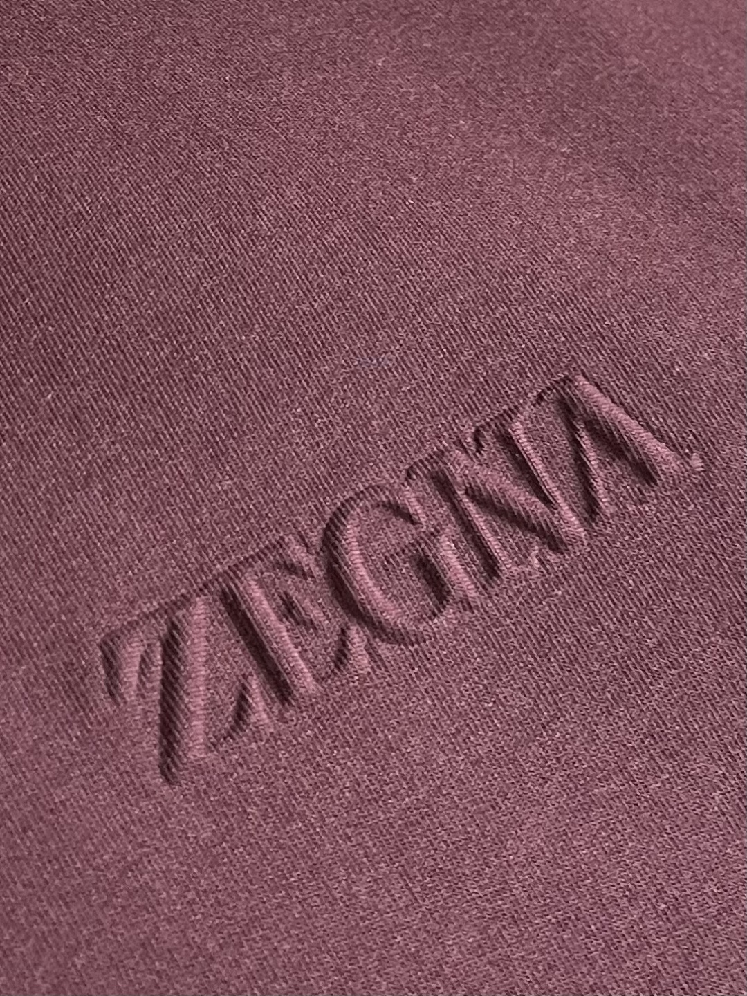 Zegna 2026SS 压印logo标识净色短袖T恤。定制60支三股平纹精棉面料 极致柔软舒适 高端大