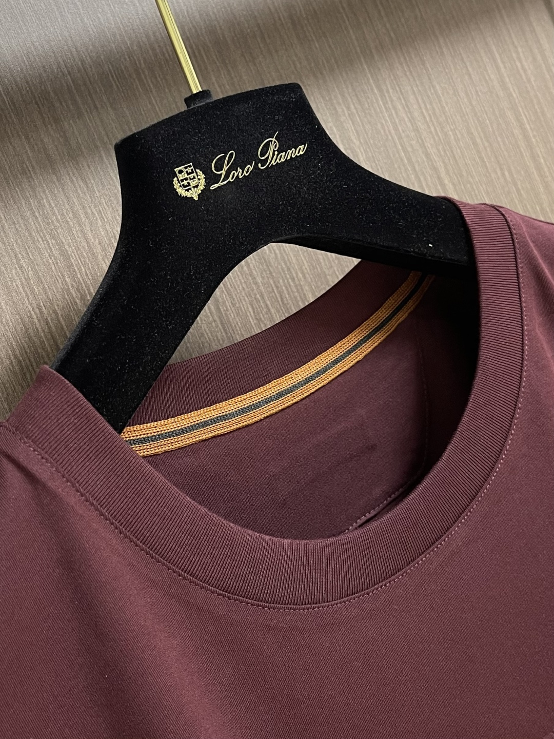 Zegna 2026SS 压印logo标识净色短袖T恤。定制60支三股平纹精棉面料 极致柔软舒适 高端大