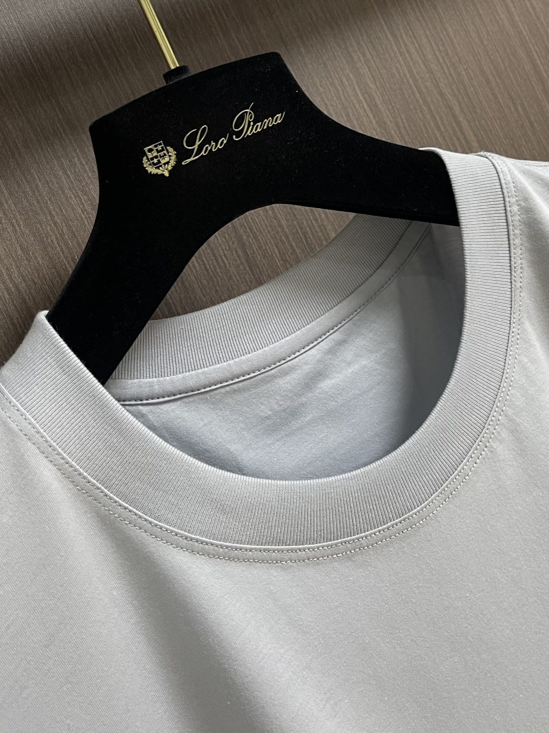 Zegna 杰尼亚2026ss新款圆领短袖T恤，定制新疆长绒棉面料，后背logo标识 高弹面料、久穿不易