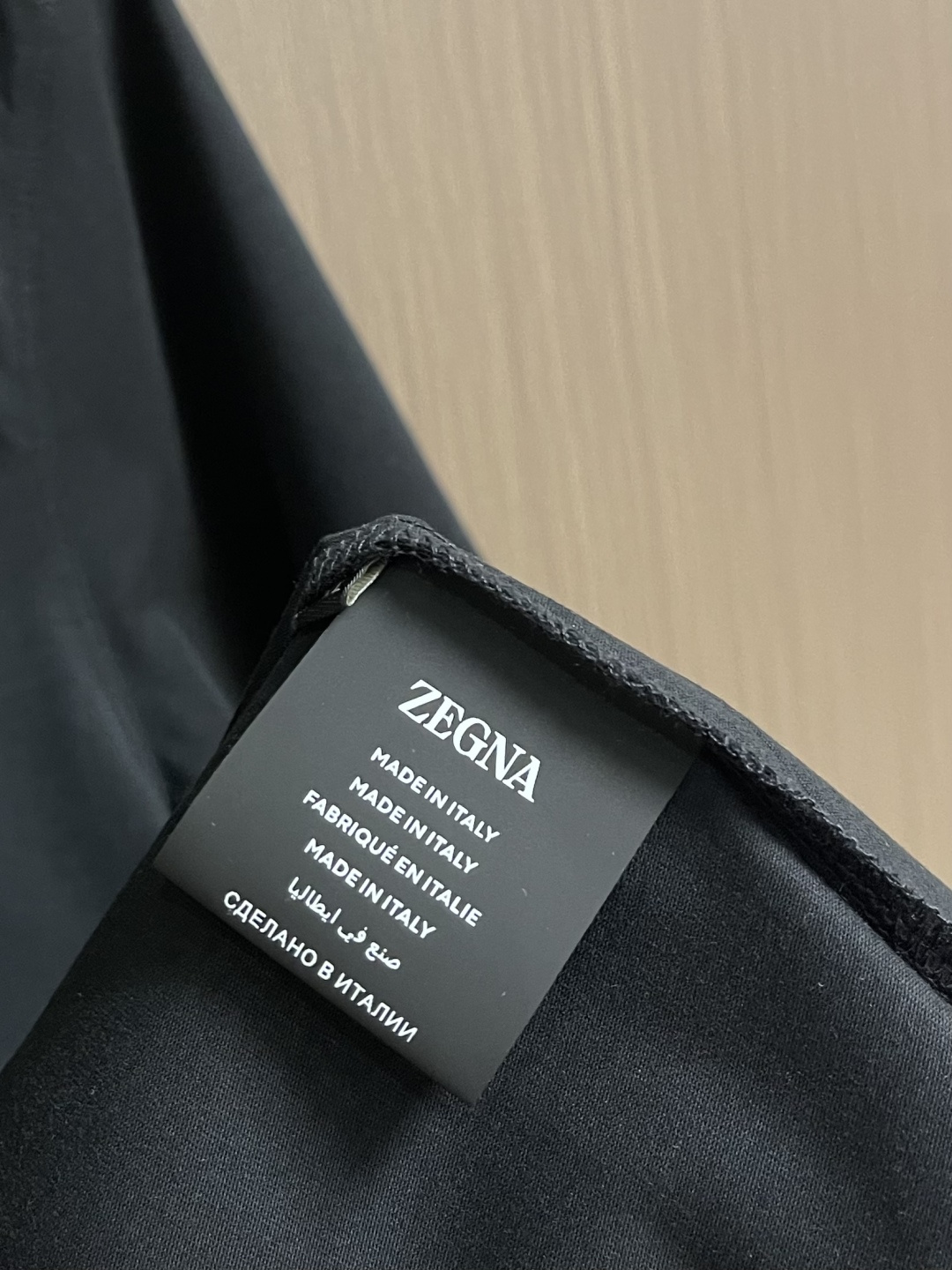 Zegna 杰尼亚2026ss新款圆领短袖T恤，定制新疆长绒棉面料，胶印logo标识 高弹面料、久穿不易