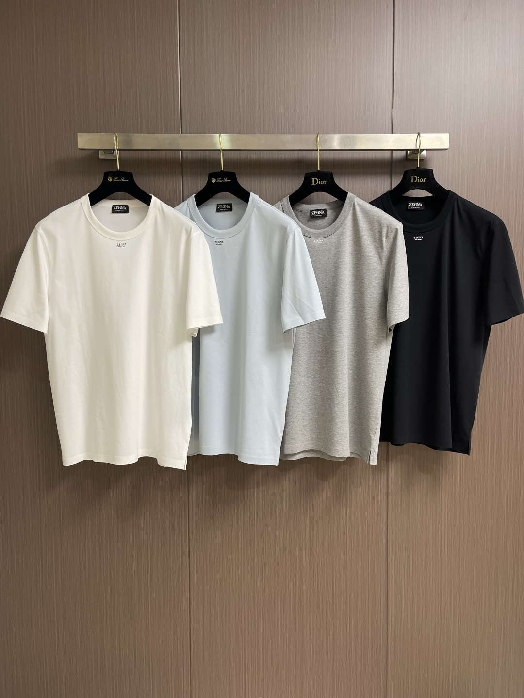 Zegna 杰尼亚2026ss新款圆领短袖T恤，定制新疆长绒棉面料，胶印logo标识 高弹面料、久穿不易