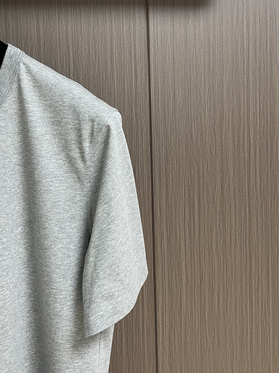 Zegna 杰尼亚2026ss新款圆领短袖T恤，定制新疆长绒棉面料，胶印logo标识 高弹面料、久穿不易