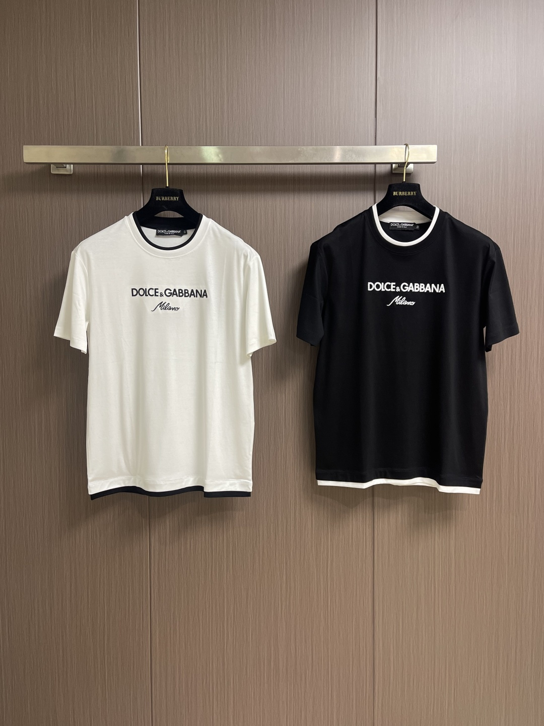 DG DOLCE GABBANA 杜嘉班纳2026SS春夏短袖T恤，定制纯棉面料，胸前品牌字母logo刺