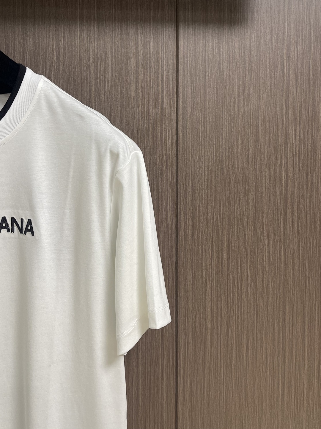 DG DOLCE GABBANA 杜嘉班纳2026SS春夏短袖T恤，定制纯棉面料，胸前品牌字母logo刺