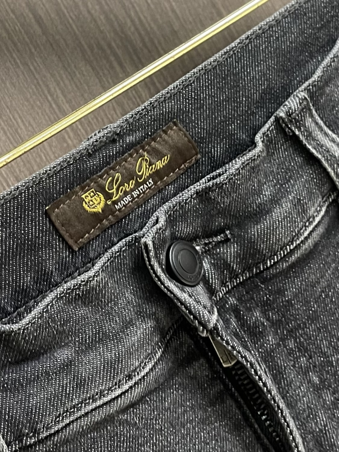 Loro piana LoroPiana 水洗牛仔裤 肉眼可见的利落裁剪，直筒修身款裤型！100%定织定