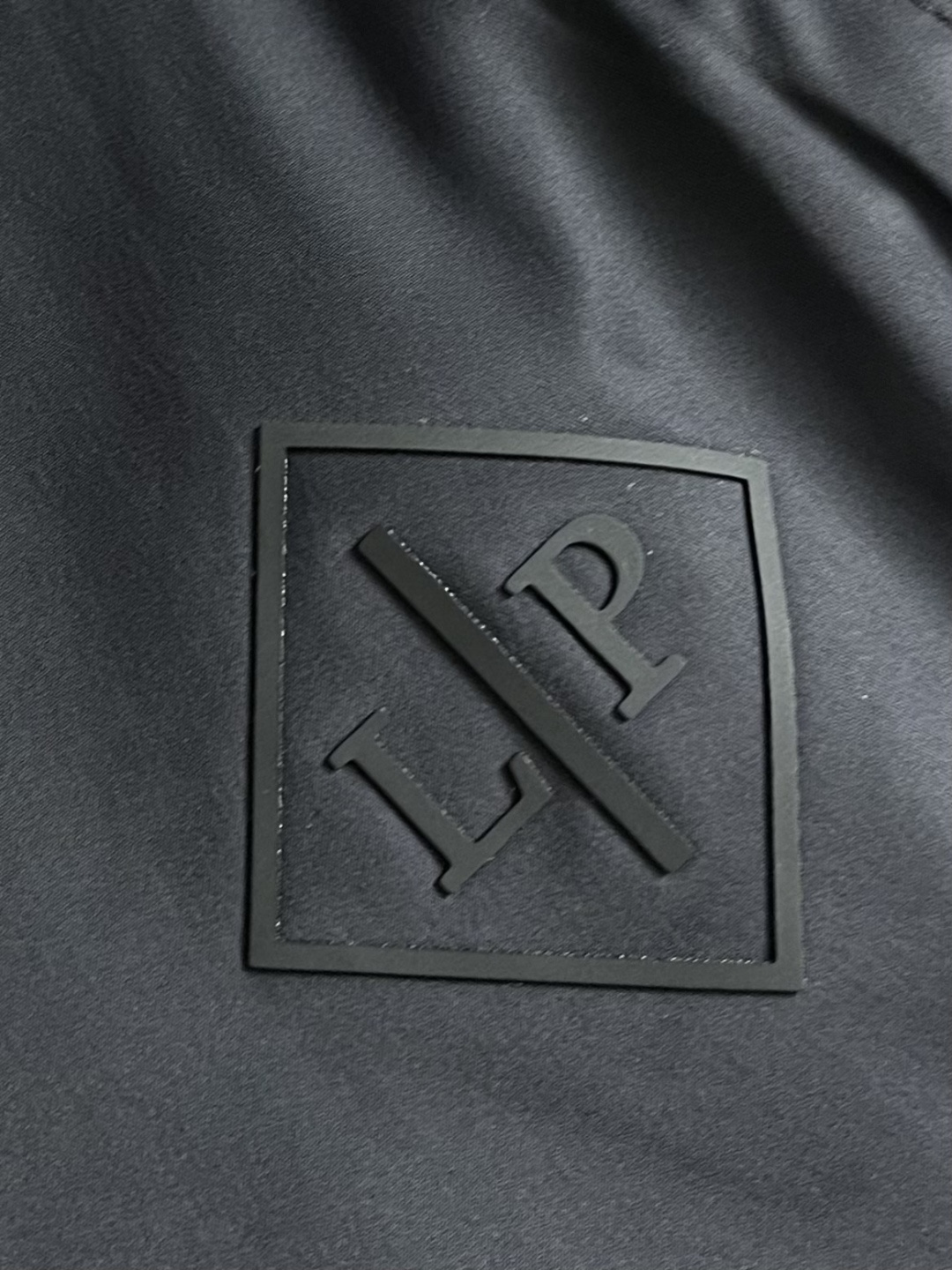 Loro piana LoroPiana 束腿休闲裤 肉眼可见的利落裁剪，直筒修身款裤型！密实齐整走线，