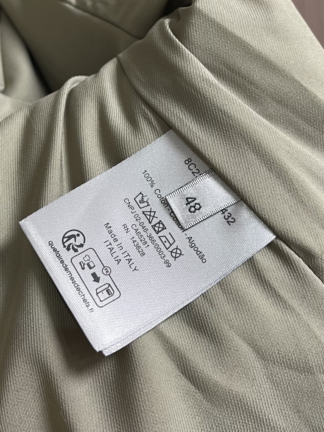 Dior 2026早春新款棉质夹克外套，藤格纹搭配皮革Dr补丁，这款重新演绎经典设计，彰显现代风格，采用