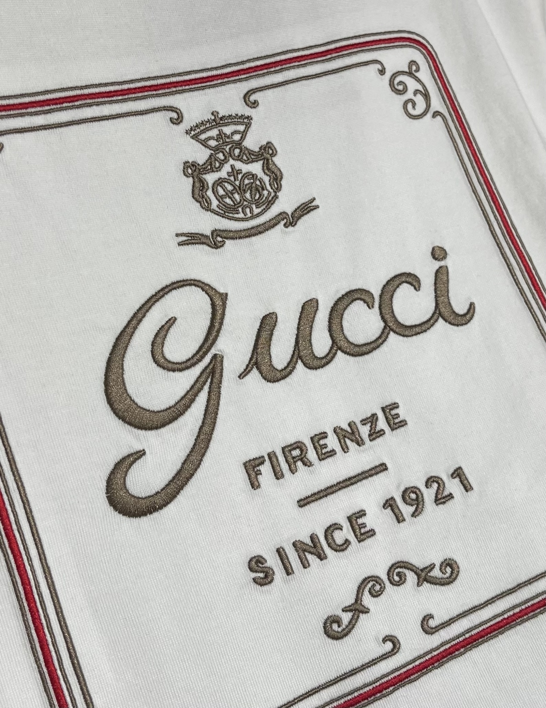 GUCCI 2026ss春夏新款短袖T恤，典藏标识