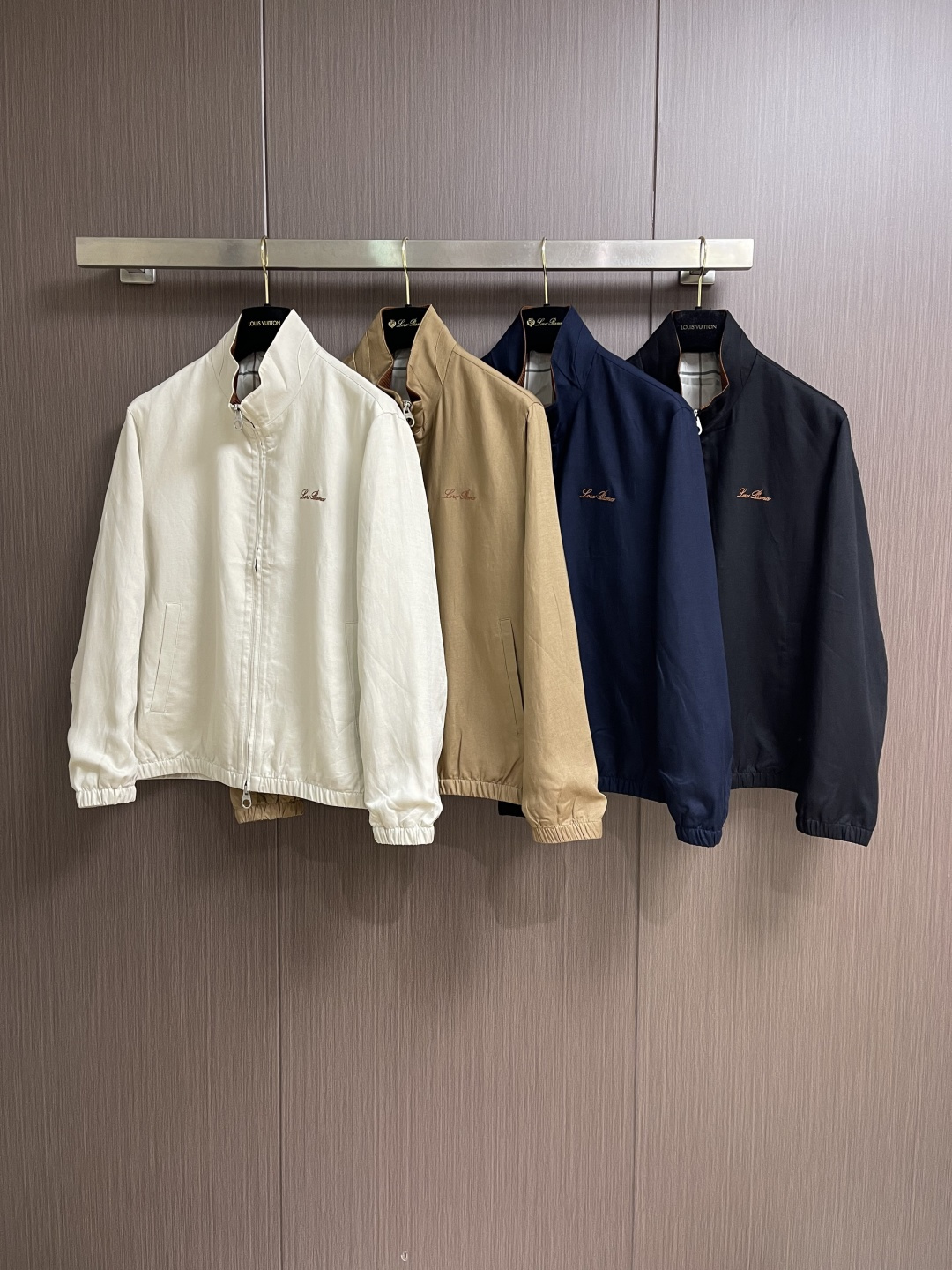 loro Piana loroPiana 2026ss早春新品立领夹克，把高级感穿在日常，甄选高支面料，