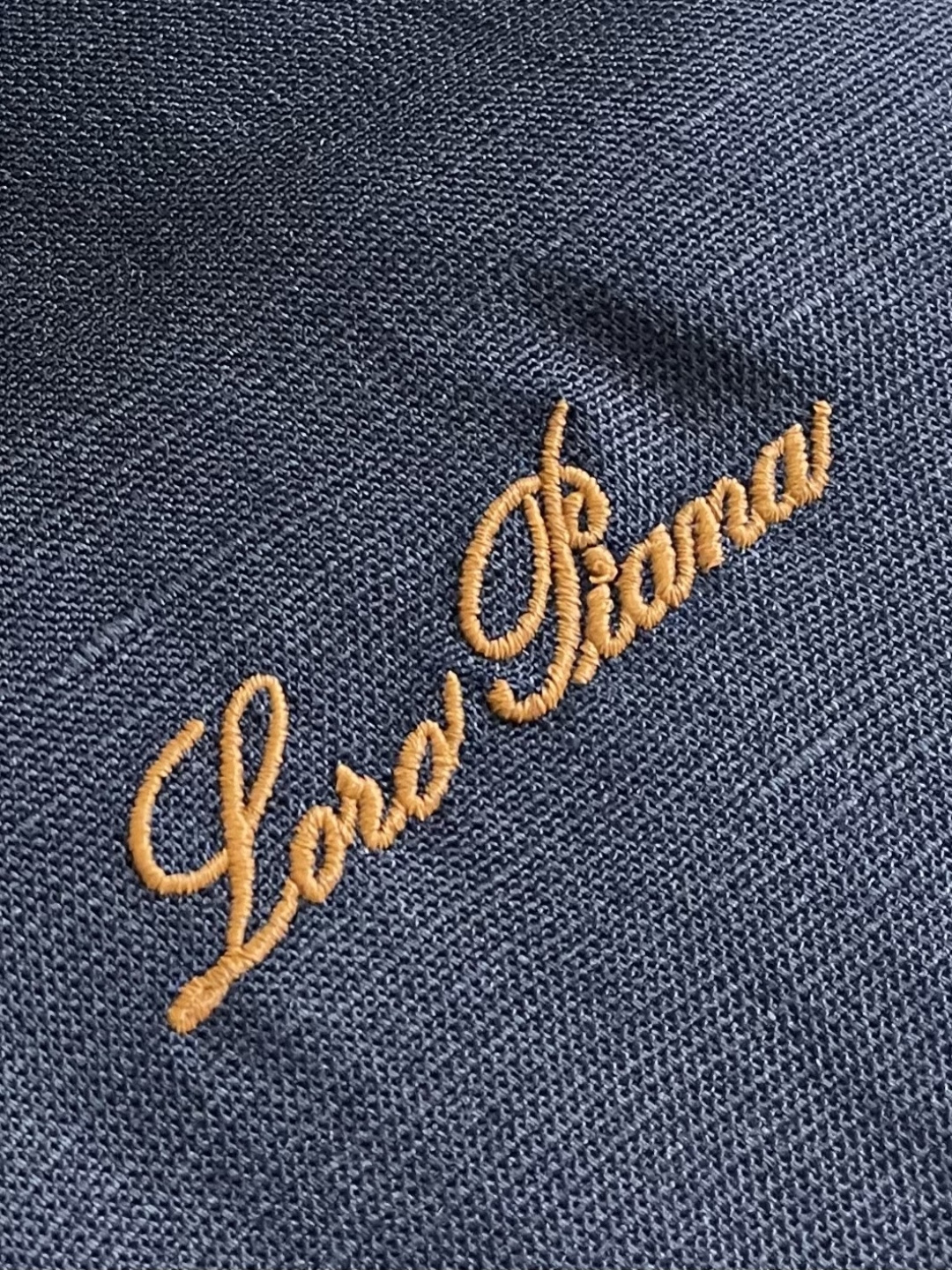 loro Piana loroPiana 2026ss早春新品立领夹克，把高级感穿在日常，甄选高支面料，