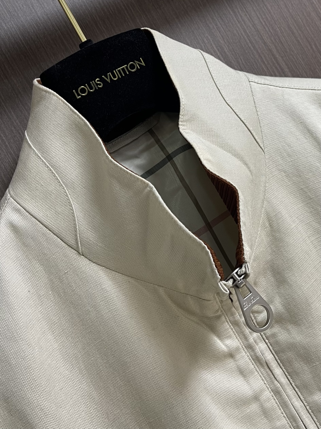 loro Piana loroPiana 2026ss早春新品立领夹克，把高级感穿在日常，甄选高支面料，