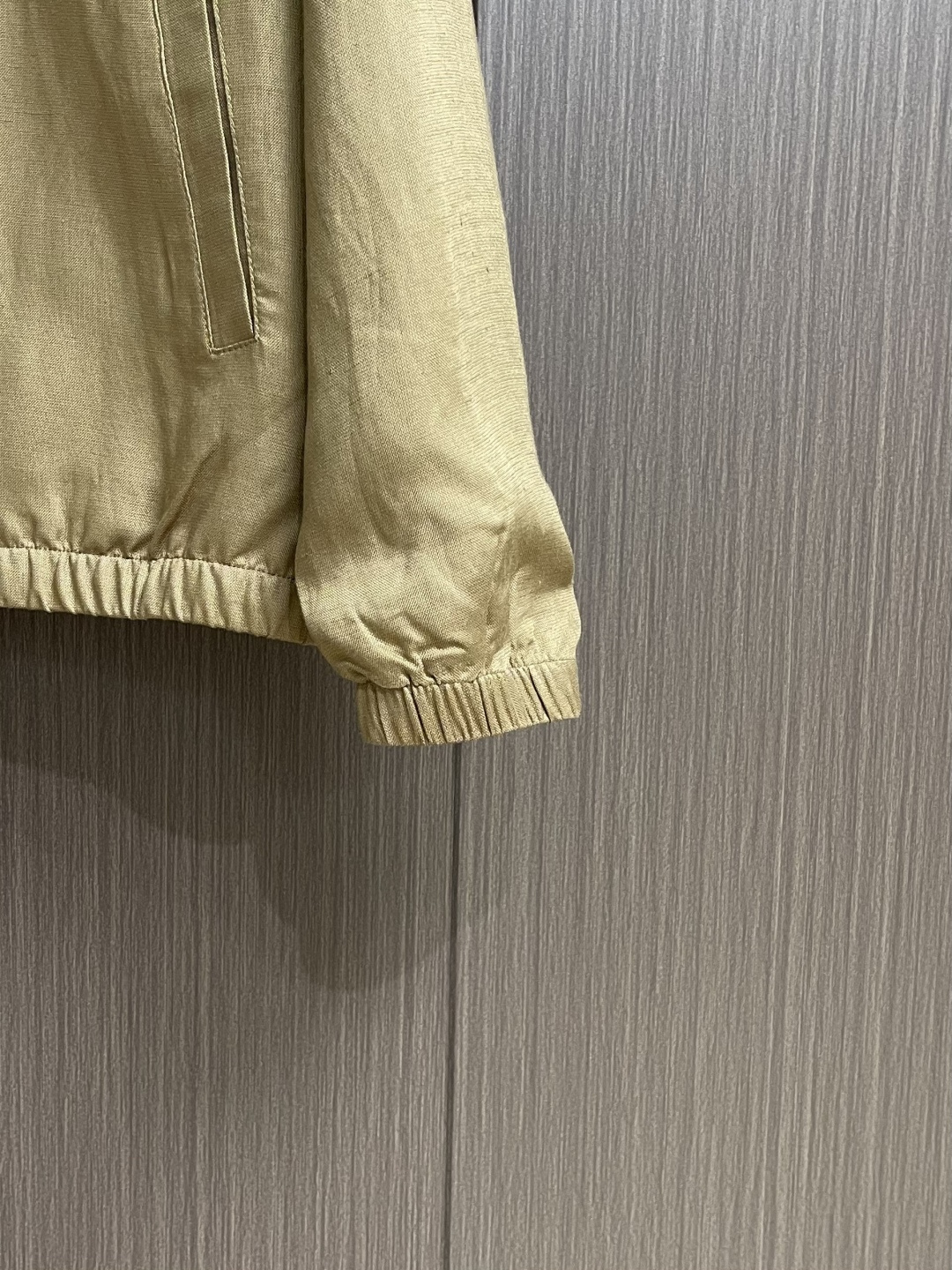 loro Piana loroPiana 2026ss早春新品立领夹克，把高级感穿在日常，甄选高支面料，