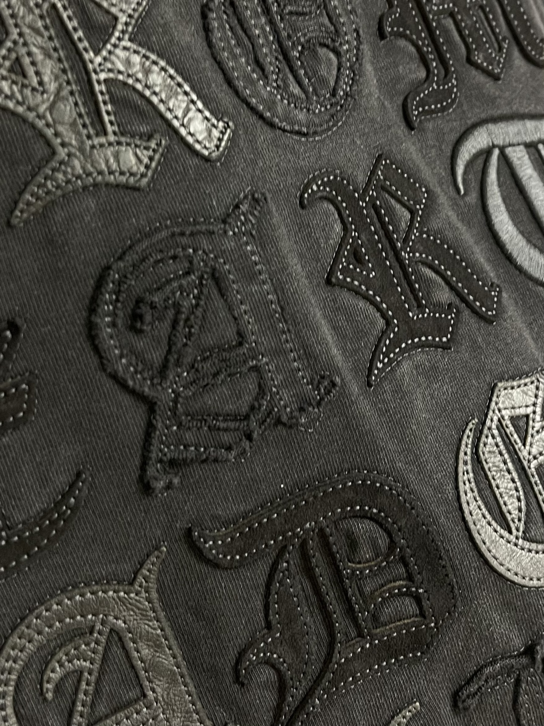 Chrome Hearts CH 克罗心十字花刺绣口袋短袖T恤 定制云绒平纹磨毛针织料 爽滑细腻 舒适贴