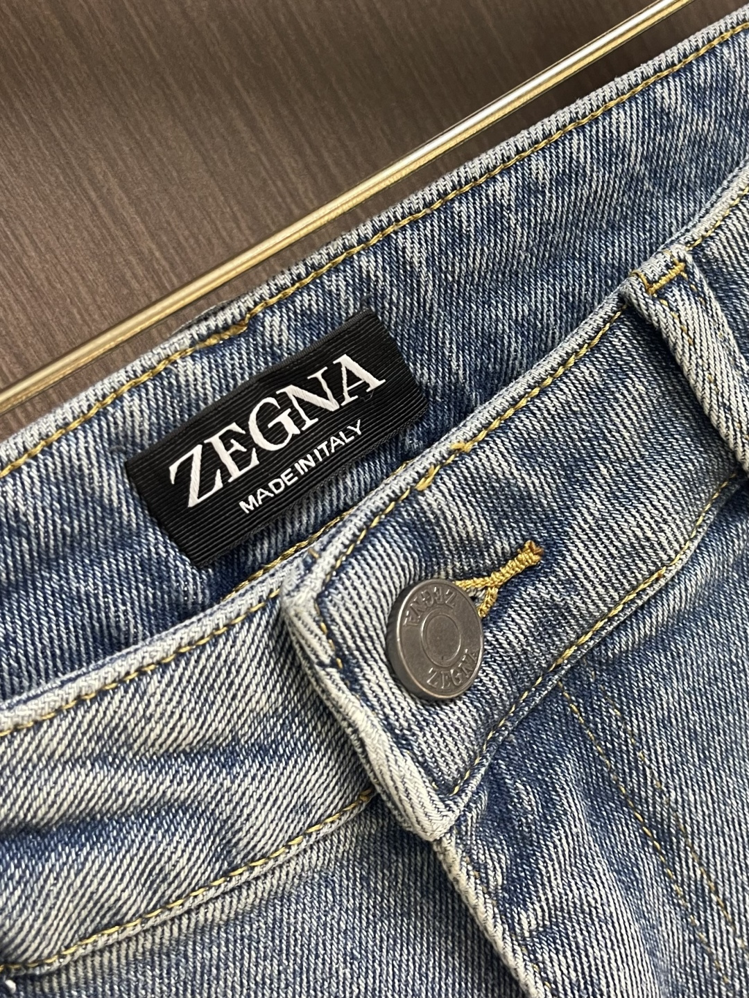 Ermenegildo zegna 2026SS早春新品，直筒牛仔裤，进口原版水洗弹力面料，上身舒适透气