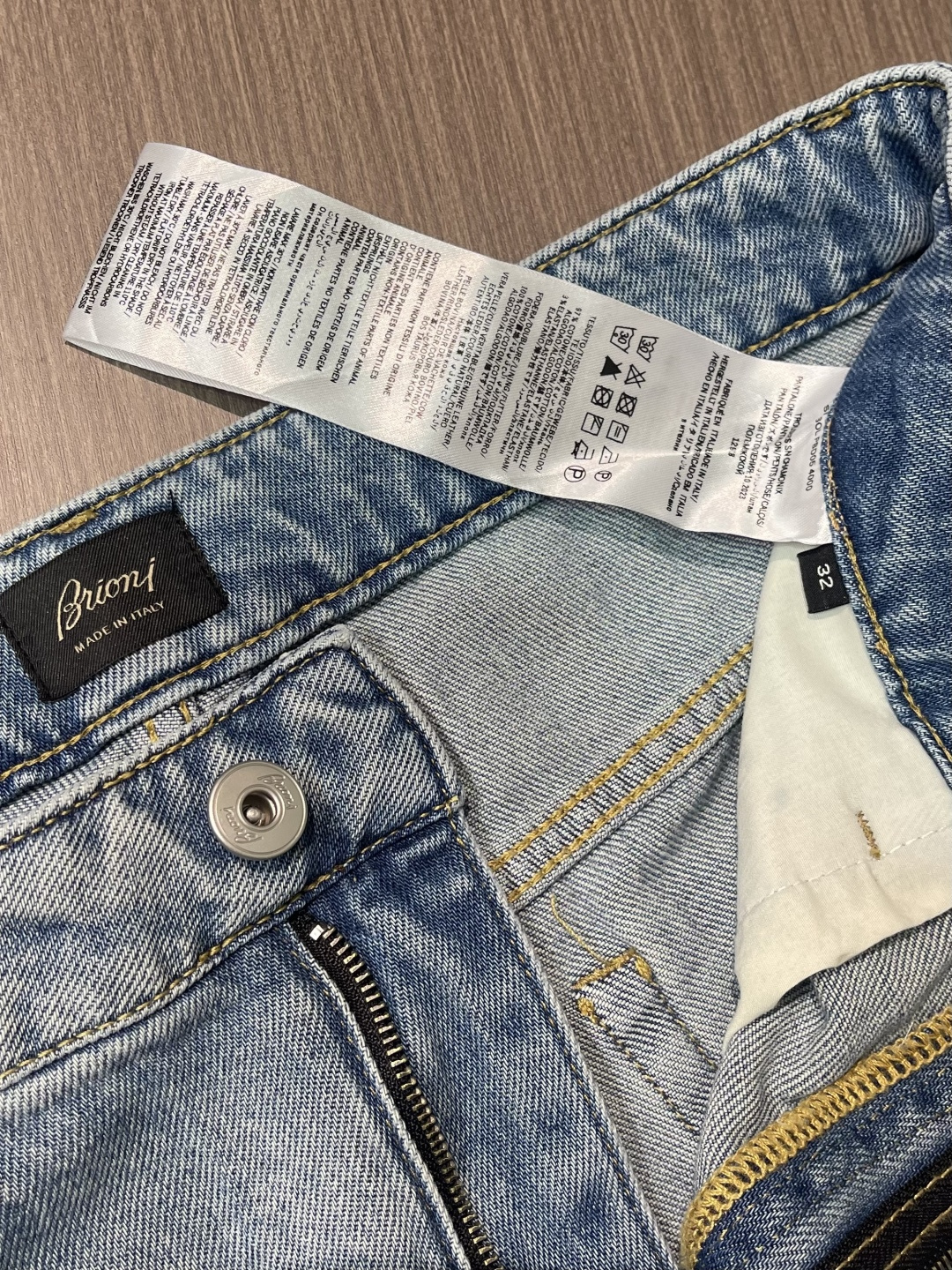 Brioni 布里奥尼2026SS春夏新品牛仔裤，品牌全新推出系列，设计师团队精心研发，独家发售单品，奢
