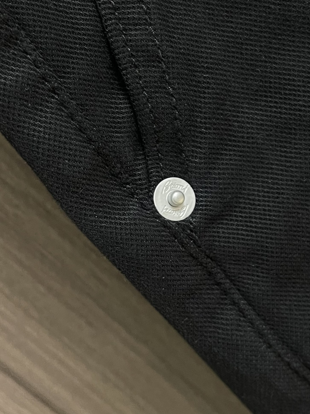 Brioni 布里奥尼2026SS春夏新品牛仔裤，品牌全新推出系列，柔软舒适有质感，经典元素色系，定制进