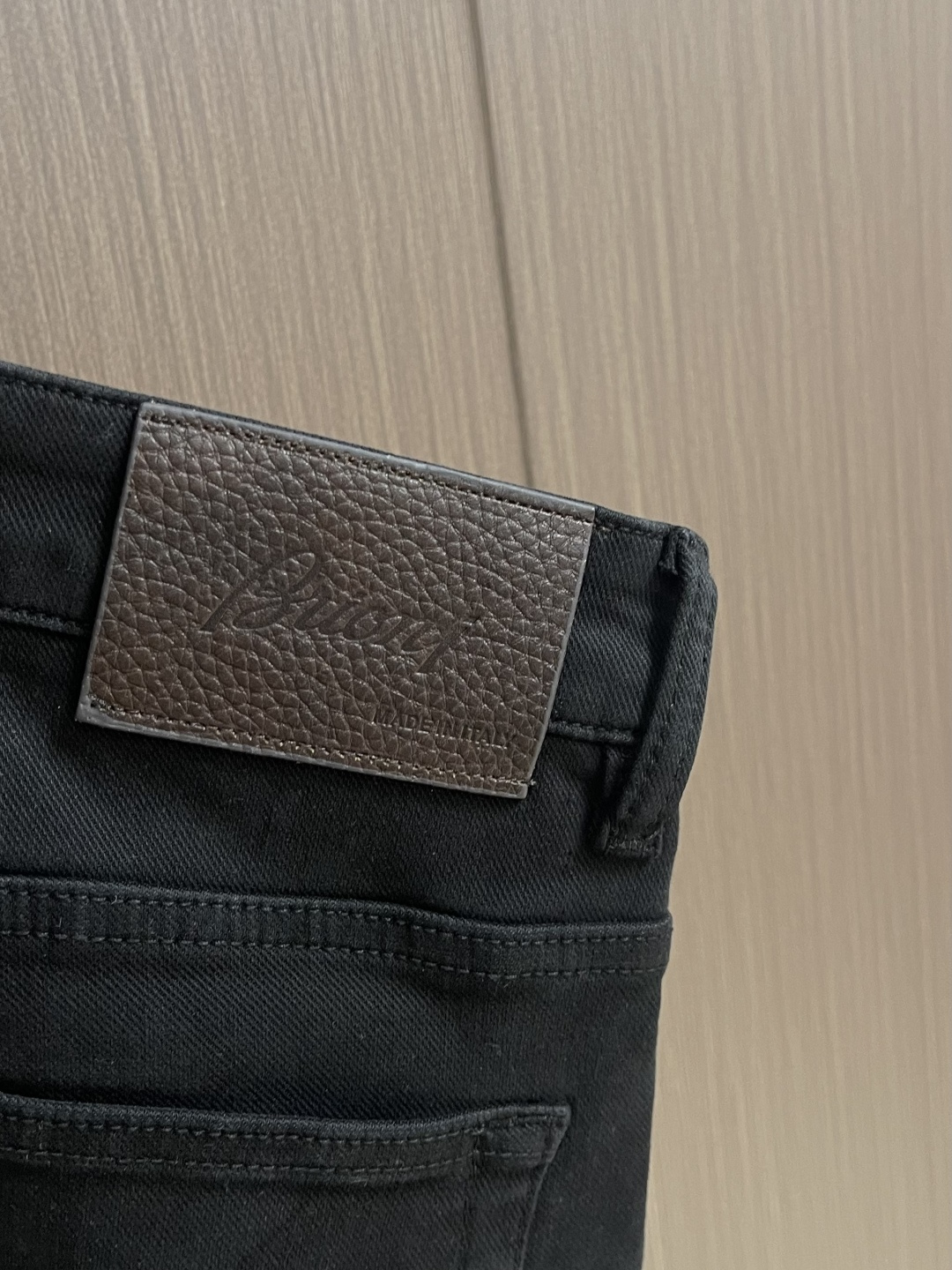 Brioni 布里奥尼2026SS春夏新品牛仔裤，品牌全新推出系列，柔软舒适有质感，经典元素色系，定制进