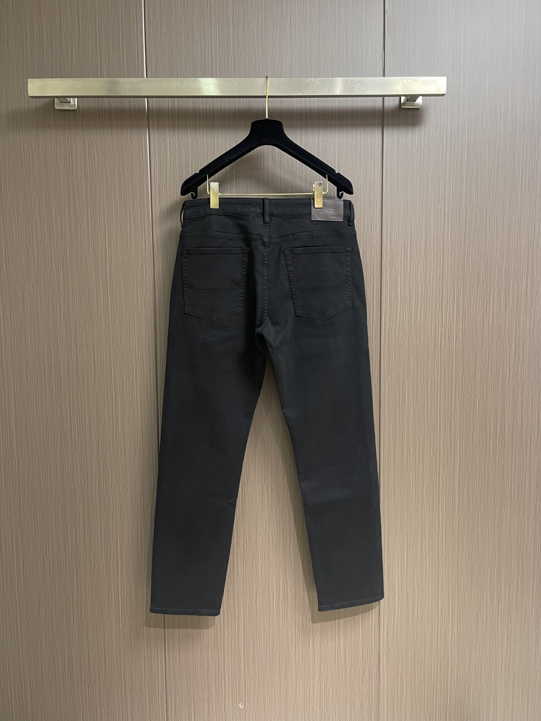 Brioni 布里奥尼2026SS春夏新品牛仔裤，品牌全新推出系列，柔软舒适有质感，经典元素色系，定制进
