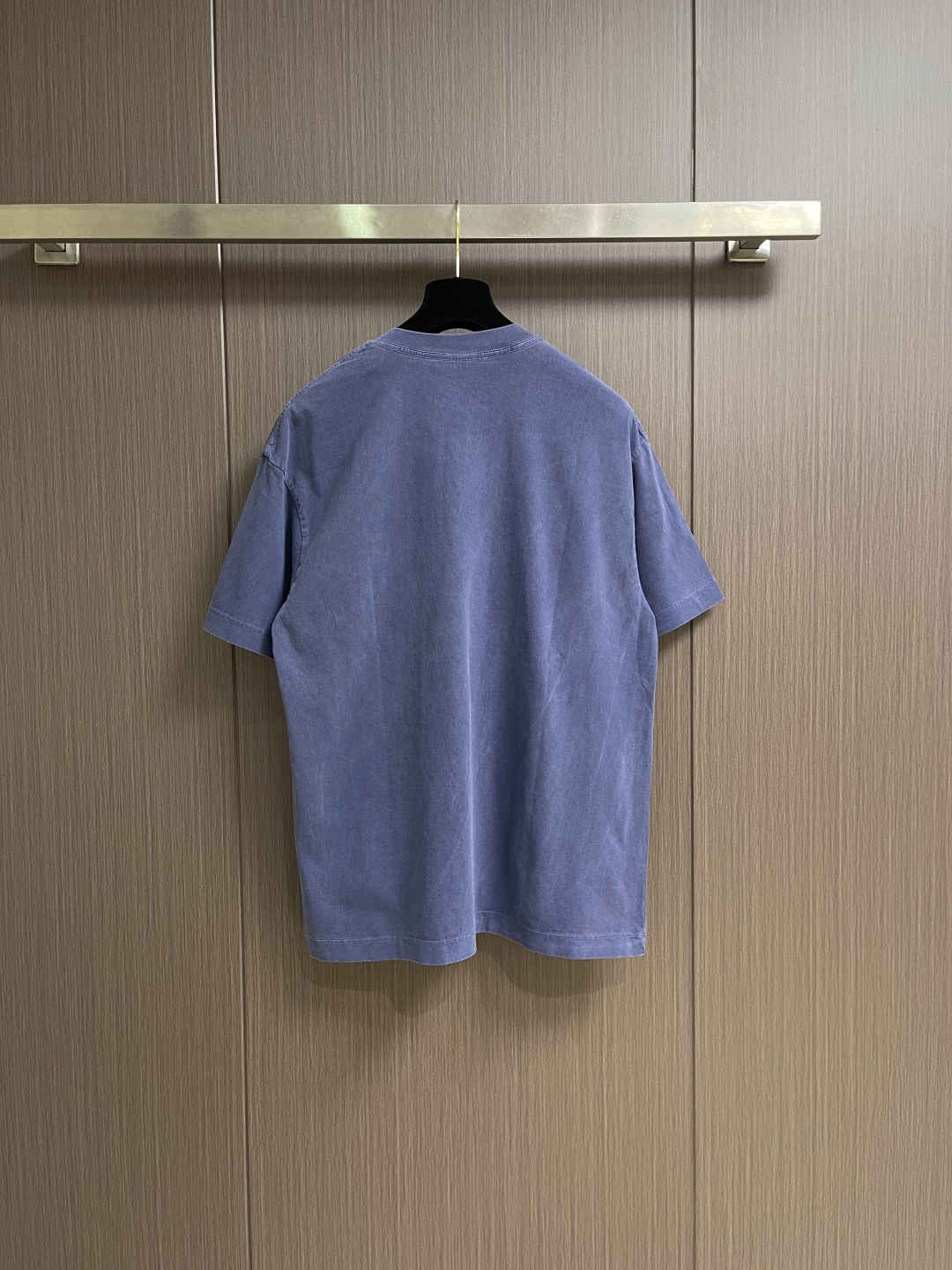 ACNE STUDIOS 草写字母印花短袖T恤，采用定制220G32s85％竹节棉＋15％亚麻混纺面料上