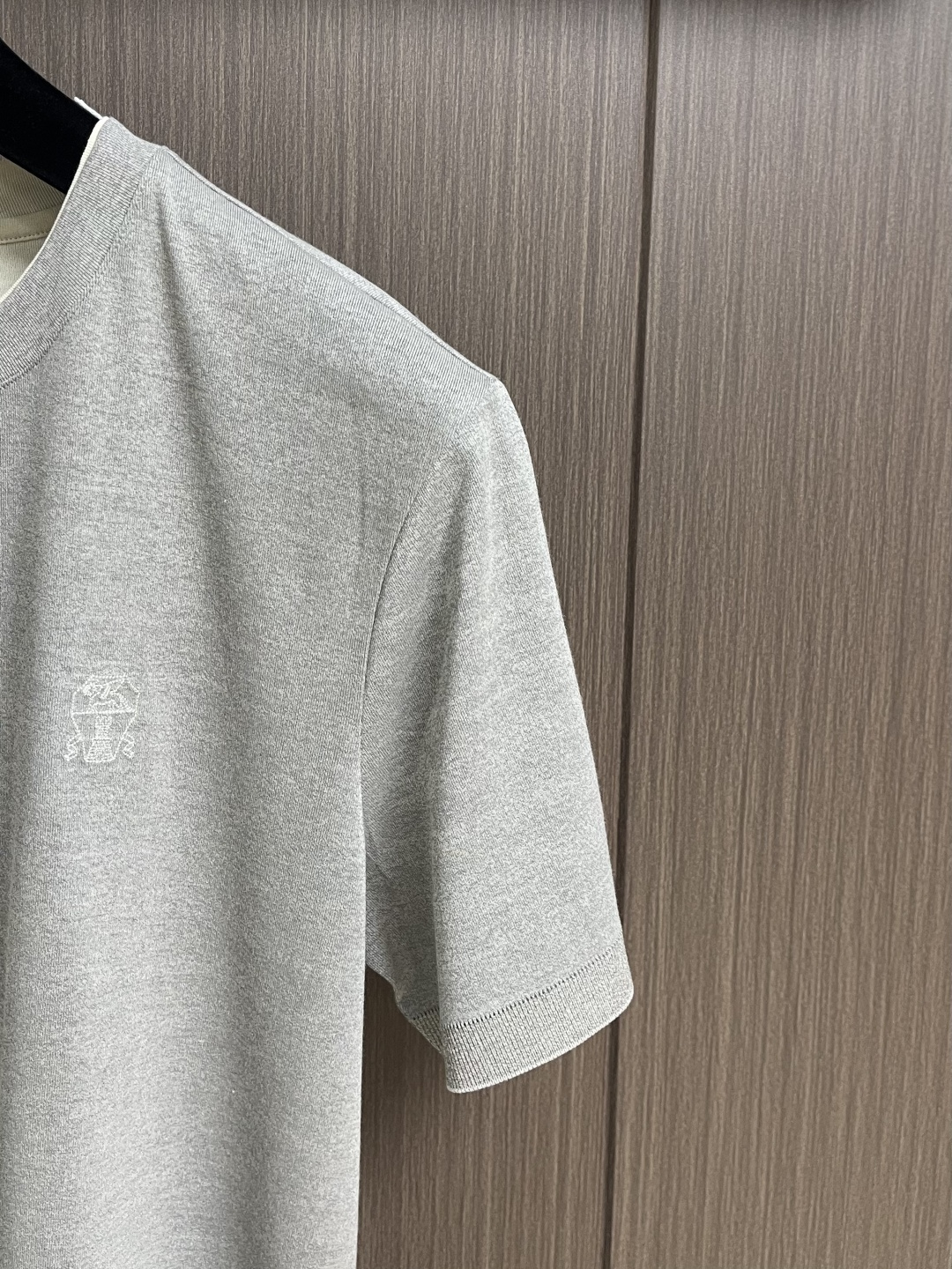 Brunello Cucinelli BC 刺绣短袖T恤 定制密织平纹有机棉 紧密细腻 舒适贴肤 标志性