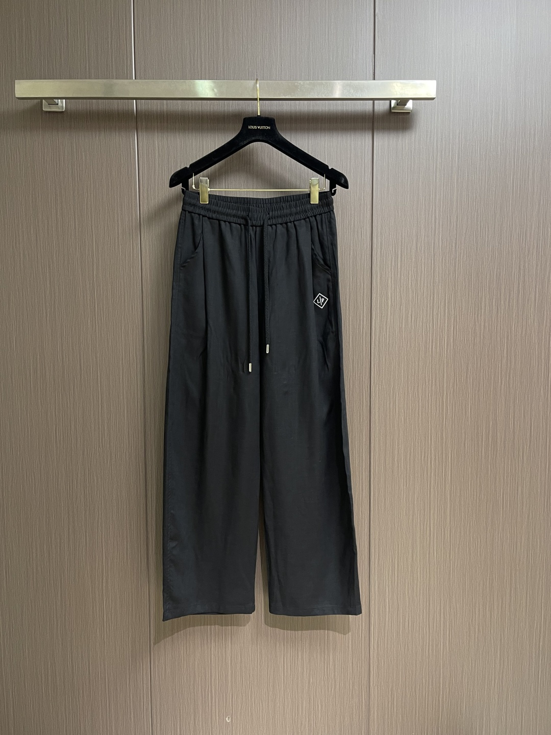 Loro Piana LoroPiana男士直筒休闲裤，非常百搭，弹力腰围，日常上班 户外运动都可以穿着