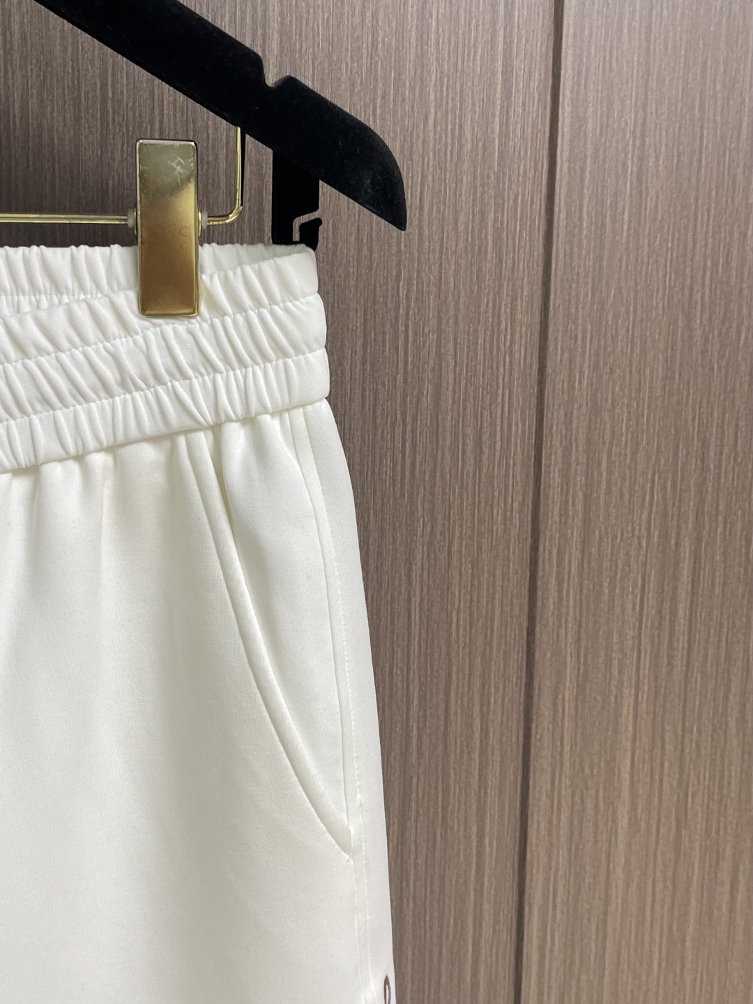 Loro Piana loroPiana 2026FW夏季新款直筒卫裤休闲裤，定制混纺面料软糯舒集高级感