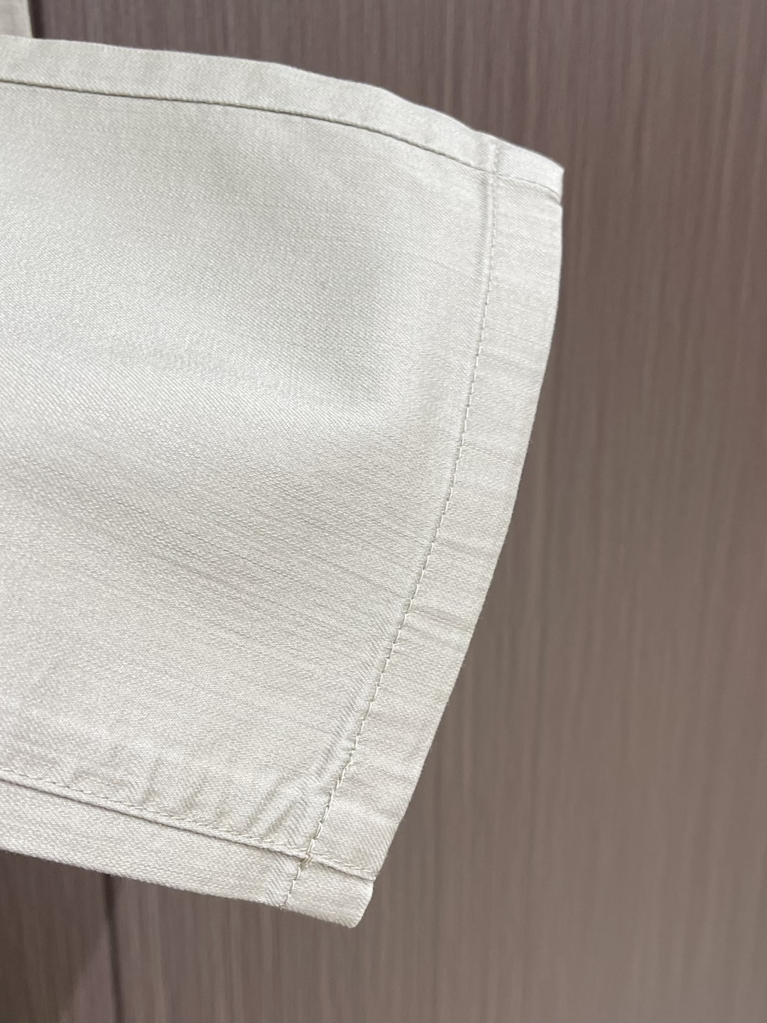 Loro Piana 水洗休闲裤 肉眼可见的利落裁剪，直筒修身款裤型！密实齐整走线，客供定制五金并有lo