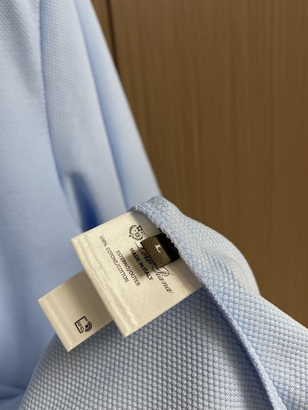loro Piana loroPiana 2026SS春夏新品珠地网眼圆领T恤，100％长绒棉打造。珠地
