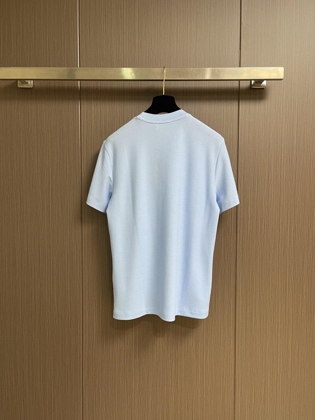 loro Piana loroPiana 2026SS春夏新品珠地网眼圆领T恤，100％长绒棉打造。珠地