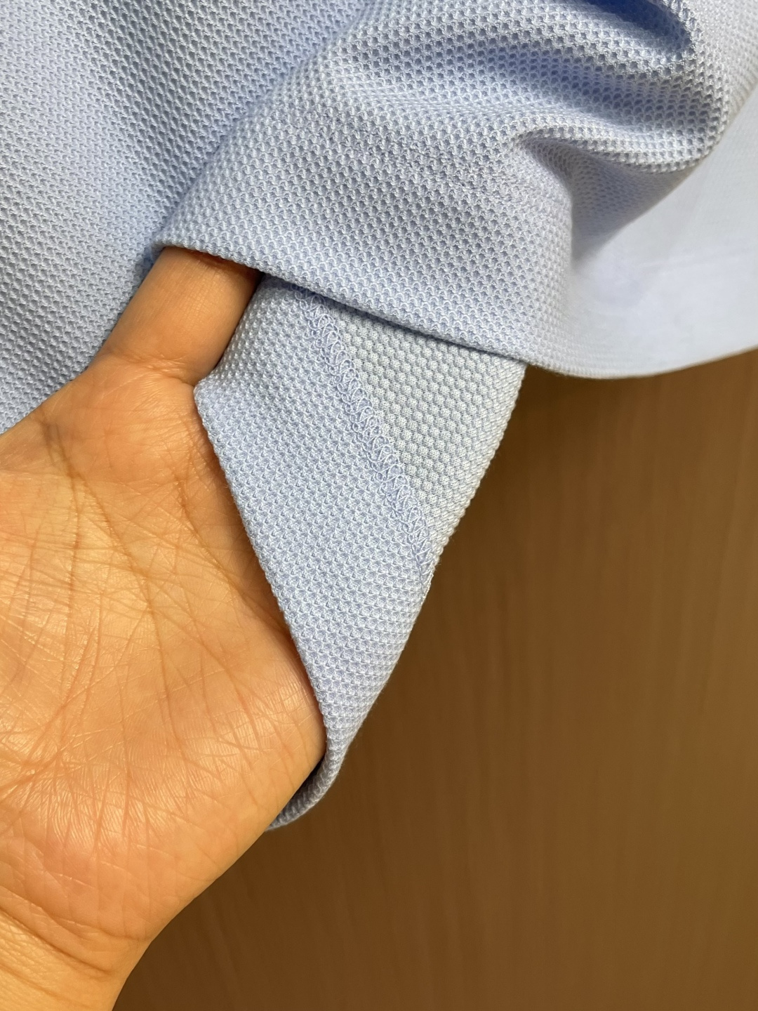 loro Piana loroPiana 2026SS春夏新品珠地网眼圆领T恤，100％长绒棉打造。珠地