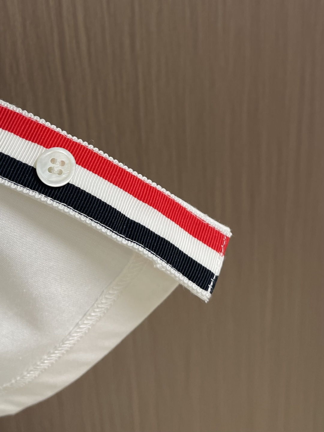 Thom Browne TB 满身小马重工刺绣翻领Polo衫 马年限定珠地纯棉色织，效果立体有型， 小马