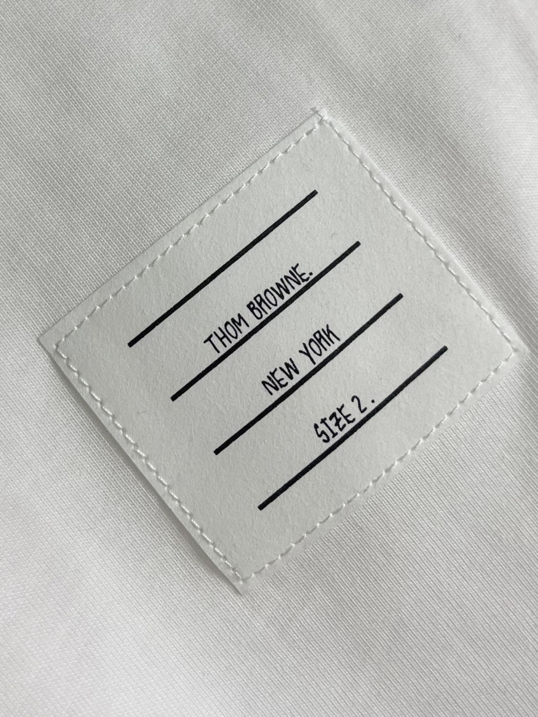 Thom Browne TB 满身小马重工刺绣翻领Polo衫 马年限定珠地纯棉色织，效果立体有型， 小马