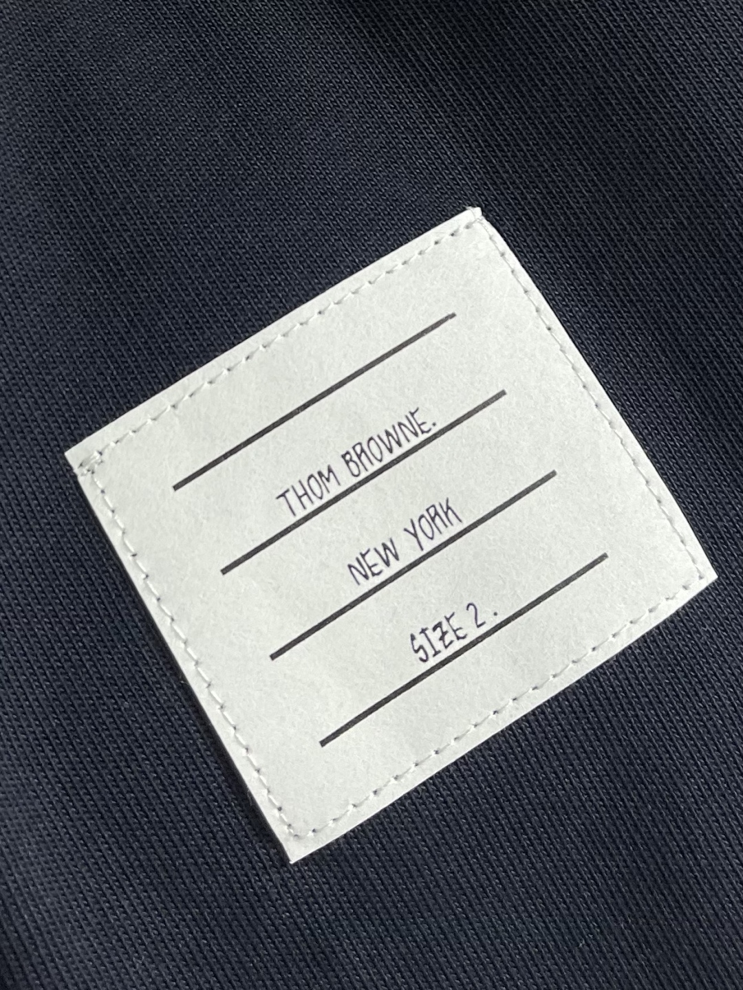 Thom Browne TB 满身小马重工刺绣翻领Polo衫 马年限定珠地纯棉色织，效果立体有型， 小马