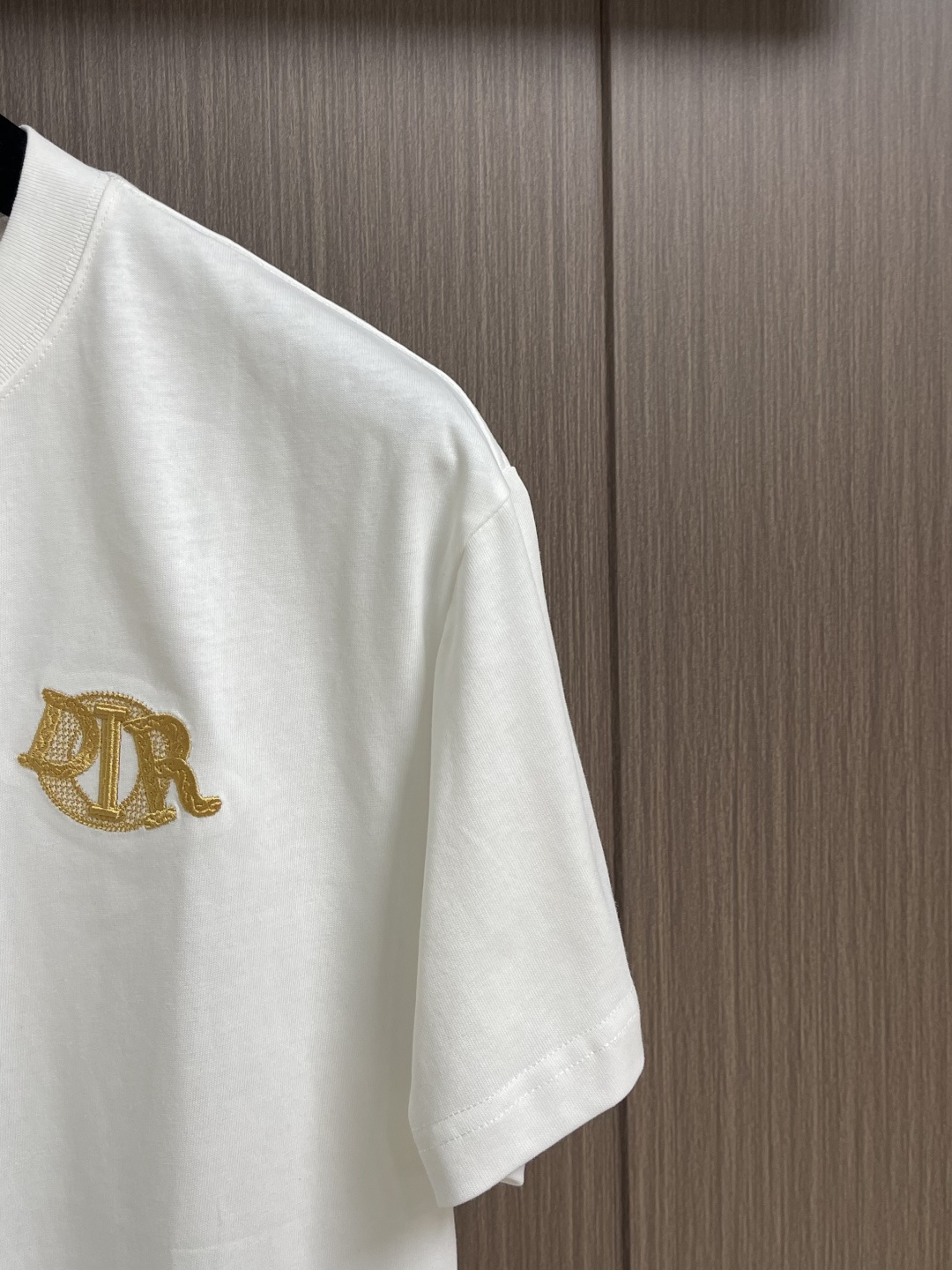 DIOR 2026ss 夏季新款小标logo标识刺绣圆领短袖T恤，定制客供面料精选丝光棉 轻薄透气 上身