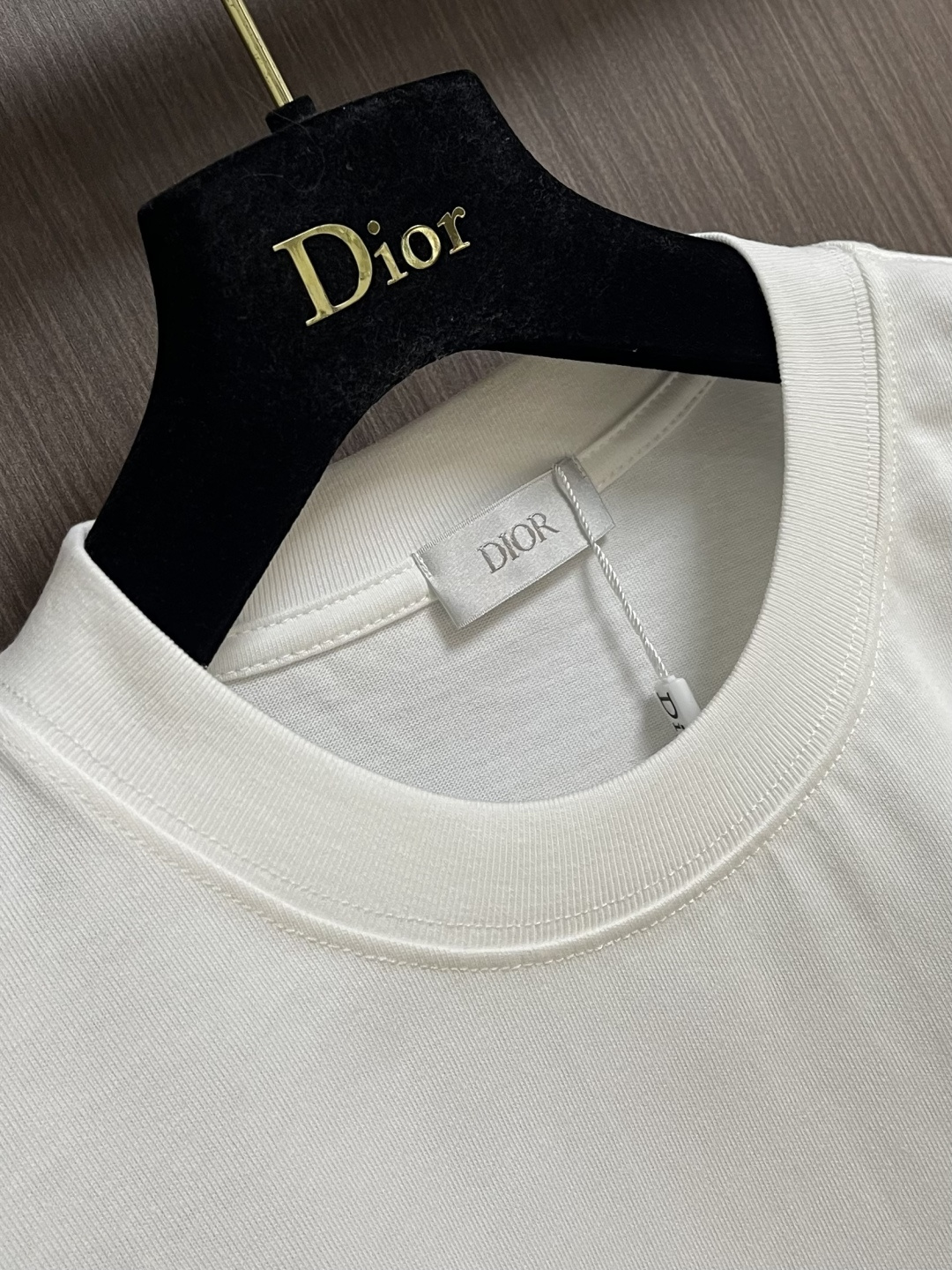 DIOR 2026ss 夏季新款logo标识刺绣圆领短袖T恤，定制客供面料精选丝光棉 轻薄透气 上身丝滑