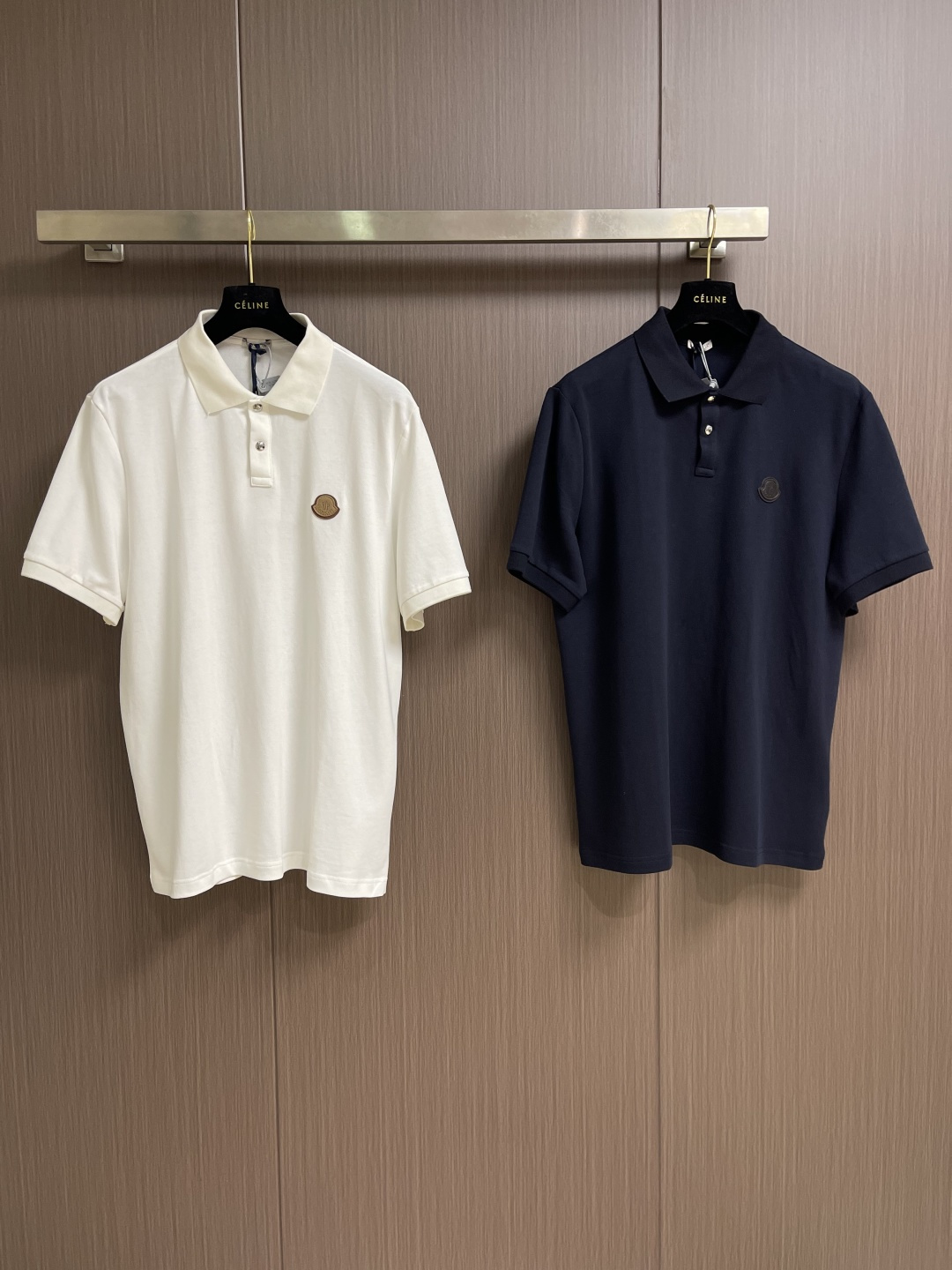 Moncler 2026SS早春新款立体仔章POLO衫 短袖马球衫，定制字母标识纽扣，细节到位，采用10