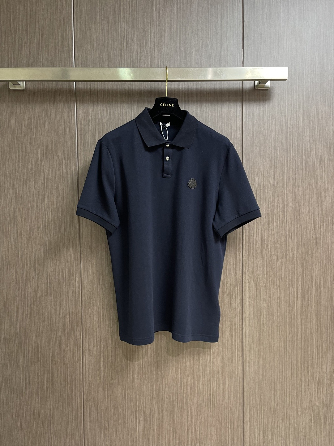 Moncler 2026SS早春新款立体仔章POLO衫 短袖马球衫，定制字母标识纽扣，细节到位，采用10