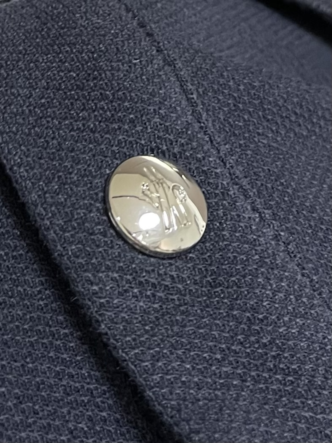 Moncler 2026SS早春新款立体仔章POLO衫 短袖马球衫，定制字母标识纽扣，细节到位，采用10