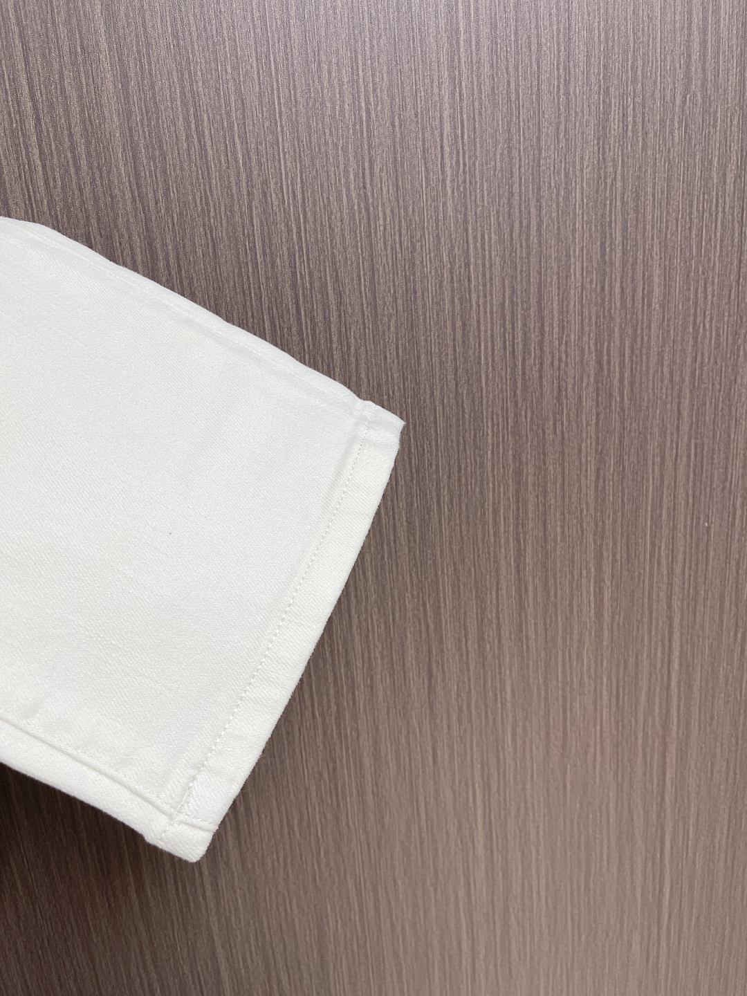 BC 2026ss春夏新款牛仔长裤。定制日本进口丹宁面料，手感柔软上身修身显瘦包臀特别好看完胜，时尚净版