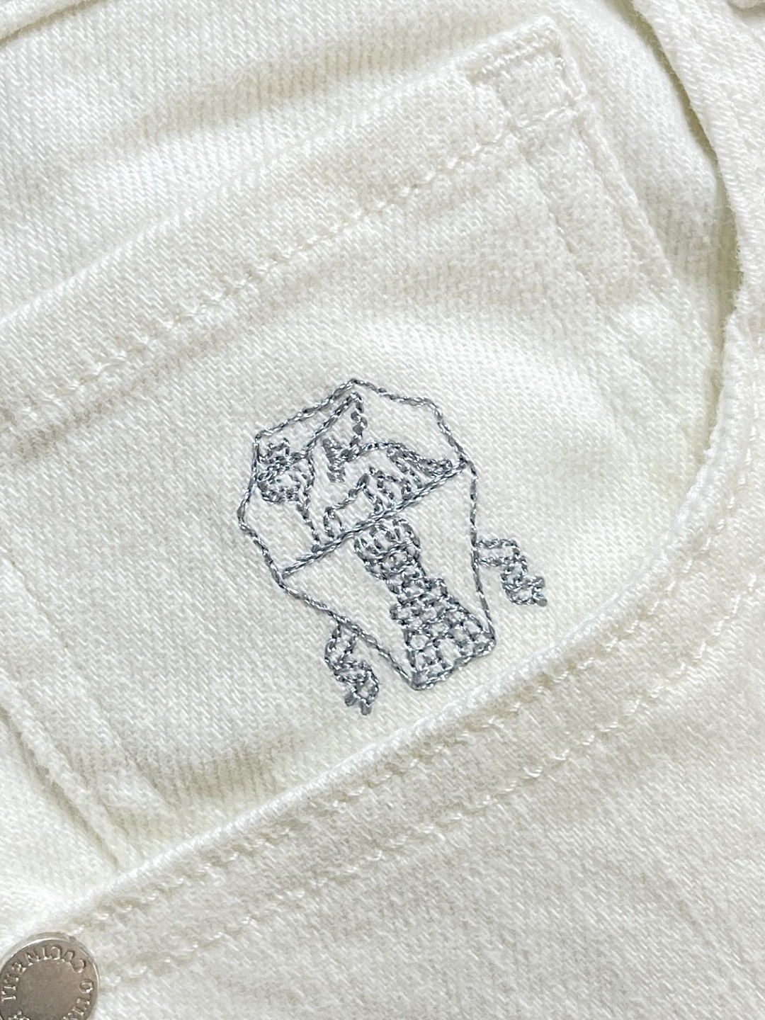 BC 2026ss春夏新款牛仔长裤。定制日本进口丹宁面料，手感柔软上身修身显瘦包臀特别好看完胜，时尚净版