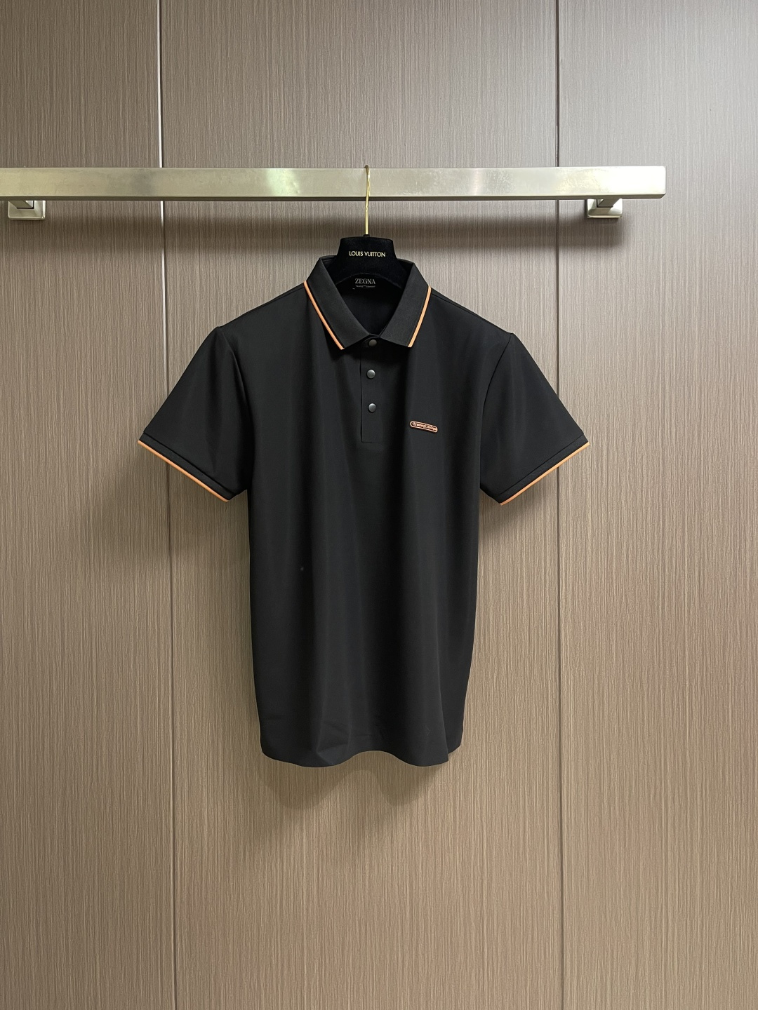 Zegna 2026SS新款短袖POLO，100％长绒棉珠地网眼面料，透气亲肤，抗皱有型！经典翻领，细节