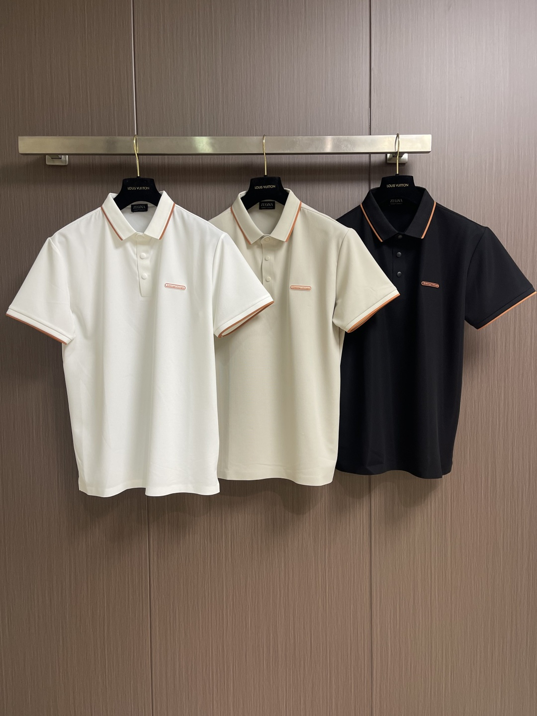 Zegna 2026SS新款短袖POLO，100％长绒棉珠地网眼面料，透气亲肤，抗皱有型！经典翻领，细节
