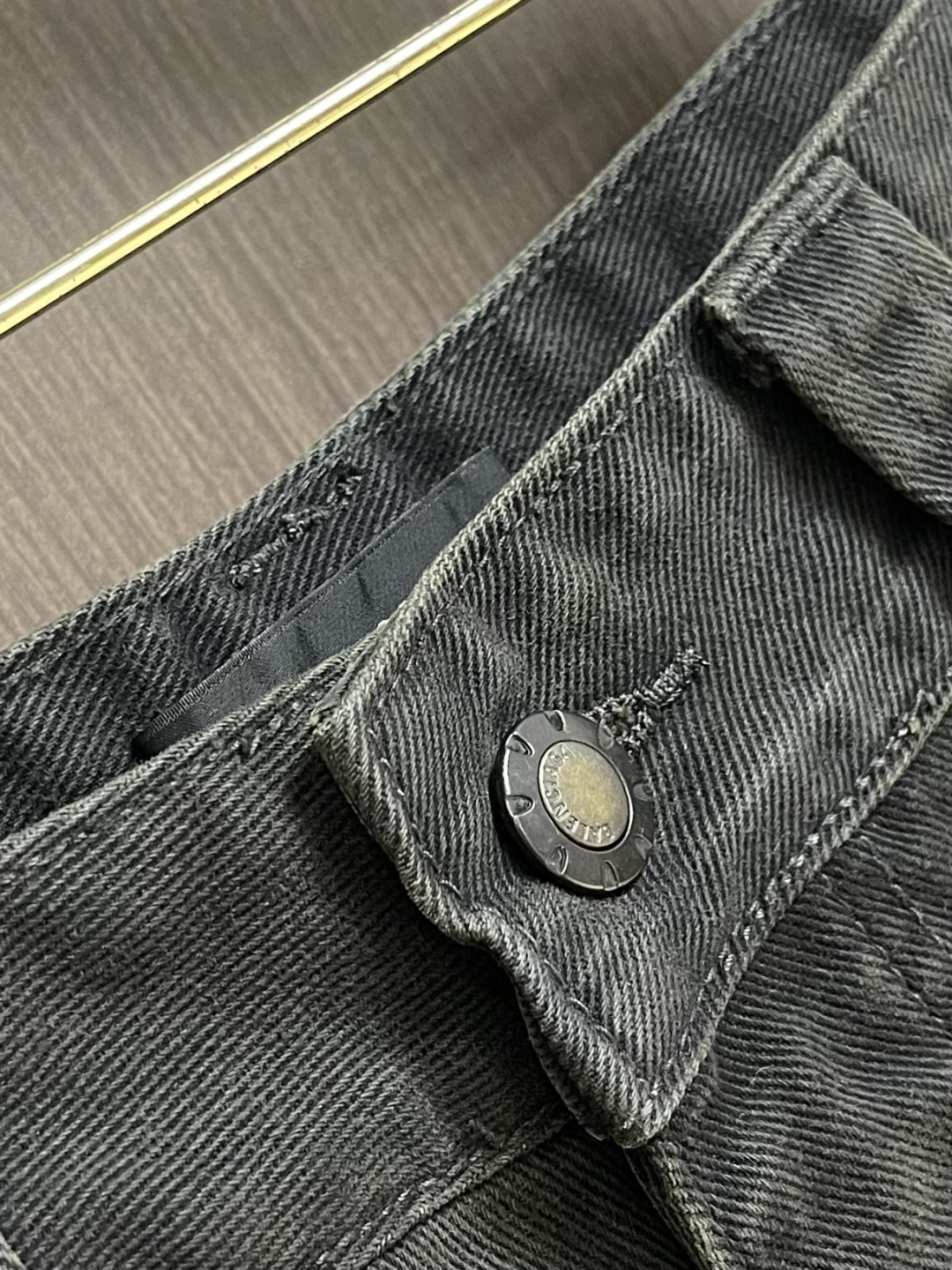 Balenciaga 2026ss新款双膝铆钉拼接撞色小众设计感vintage美式复古baggy牛仔裤，