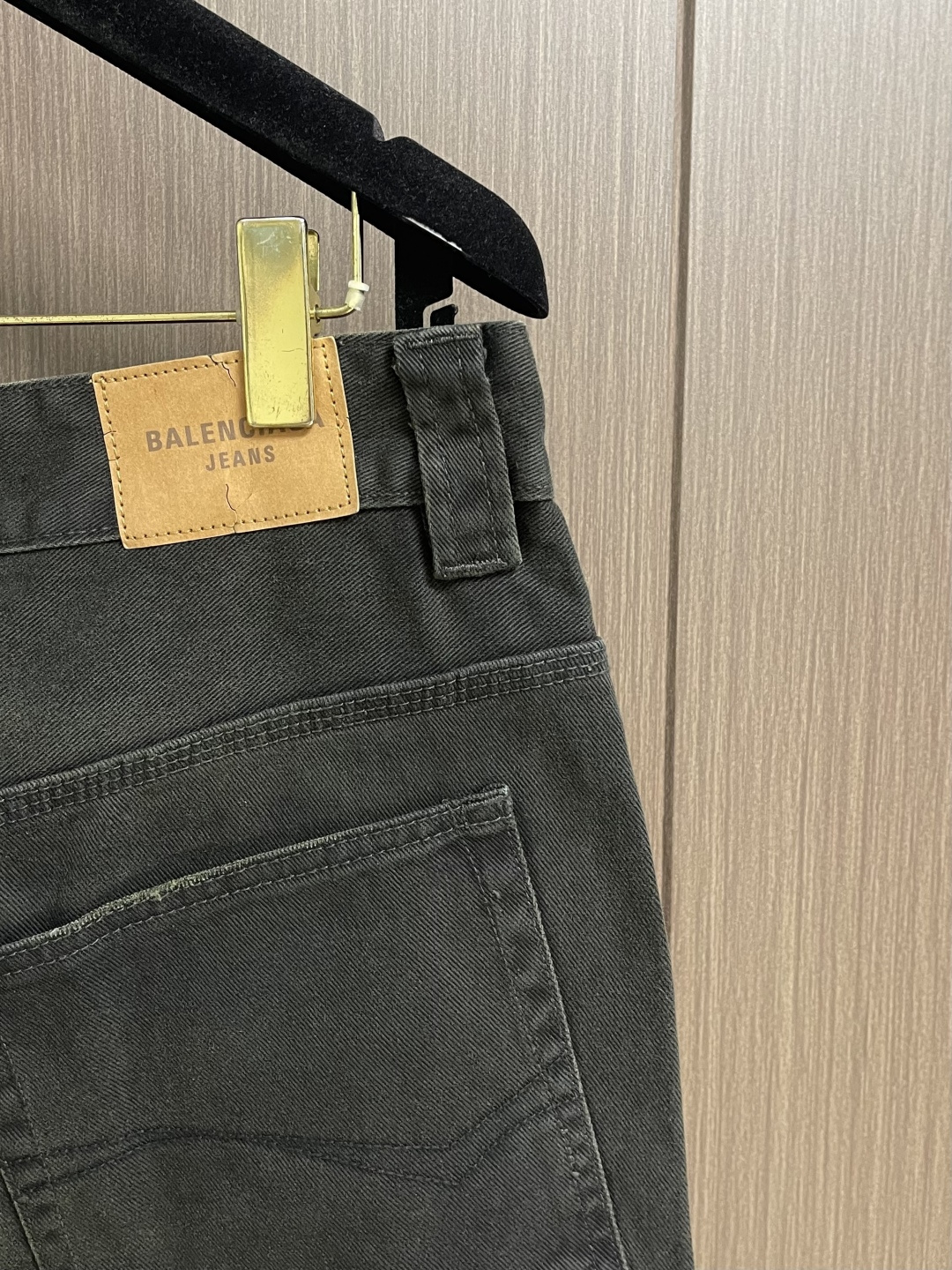 Balenciaga 2026ss新款双膝铆钉拼接撞色小众设计感vintage美式复古baggy牛仔裤，